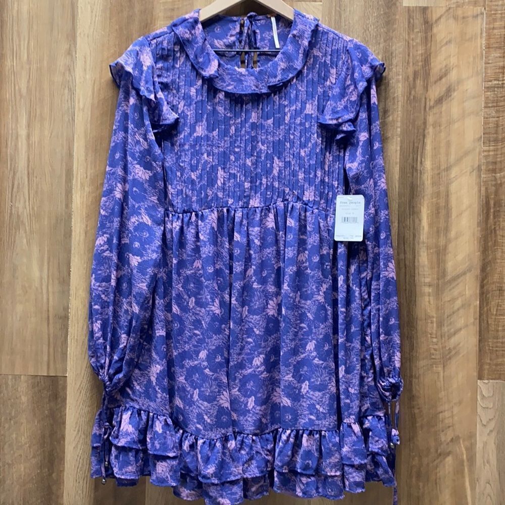 FREE PEOPLE - Beautiful Flowy Mini Dress - Picture 2 of 10